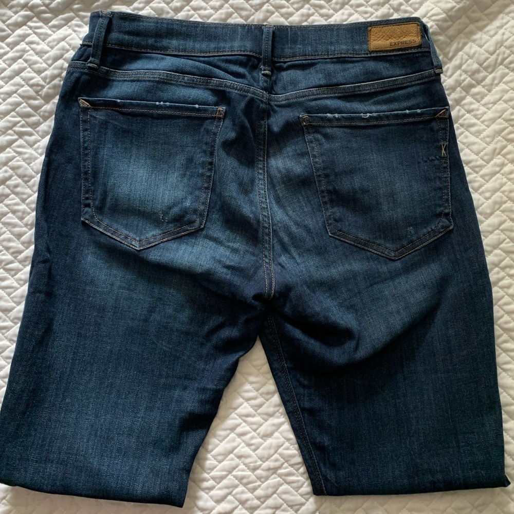 Express Mid Rise Jean Legging - Picture 3 of 8